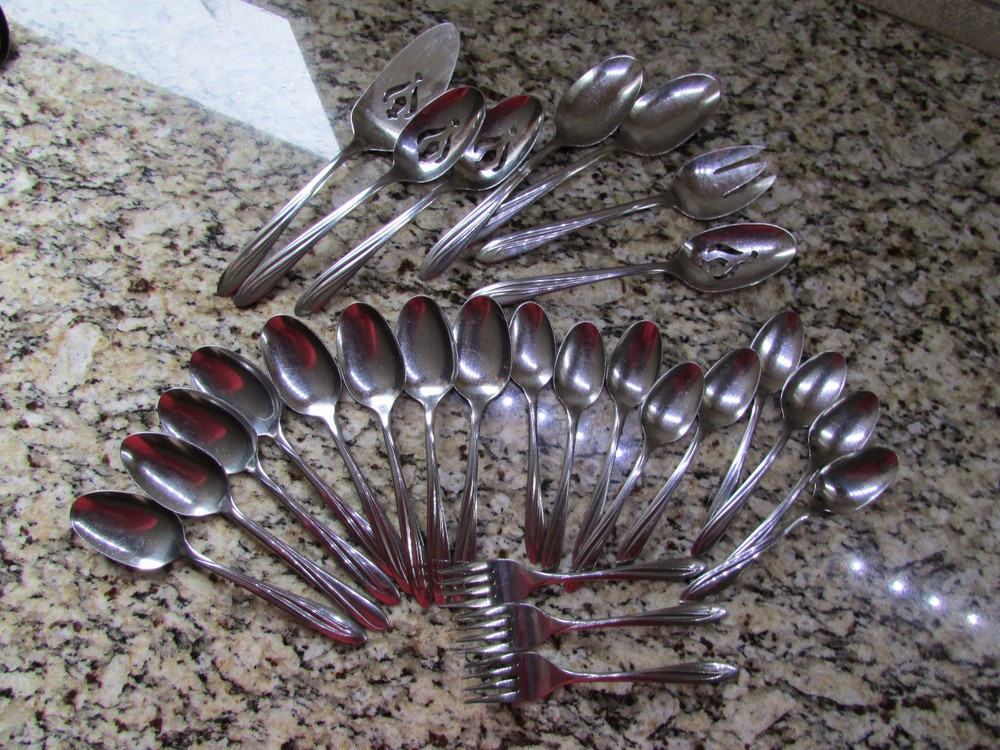 SUPERIOR DYNAMIC STAINLESS SILVERWARE FLATWARE SET 28 PCE MADE IN USA FREE SHIP