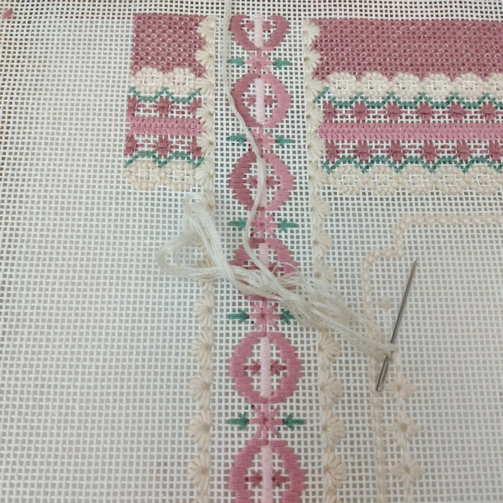 2 Needlepoint Flowers Pink w. Stretching Frame Unfinished