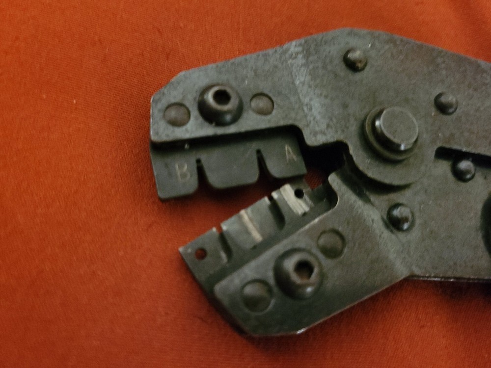 Molex 638110300 Hand Crimp Tool