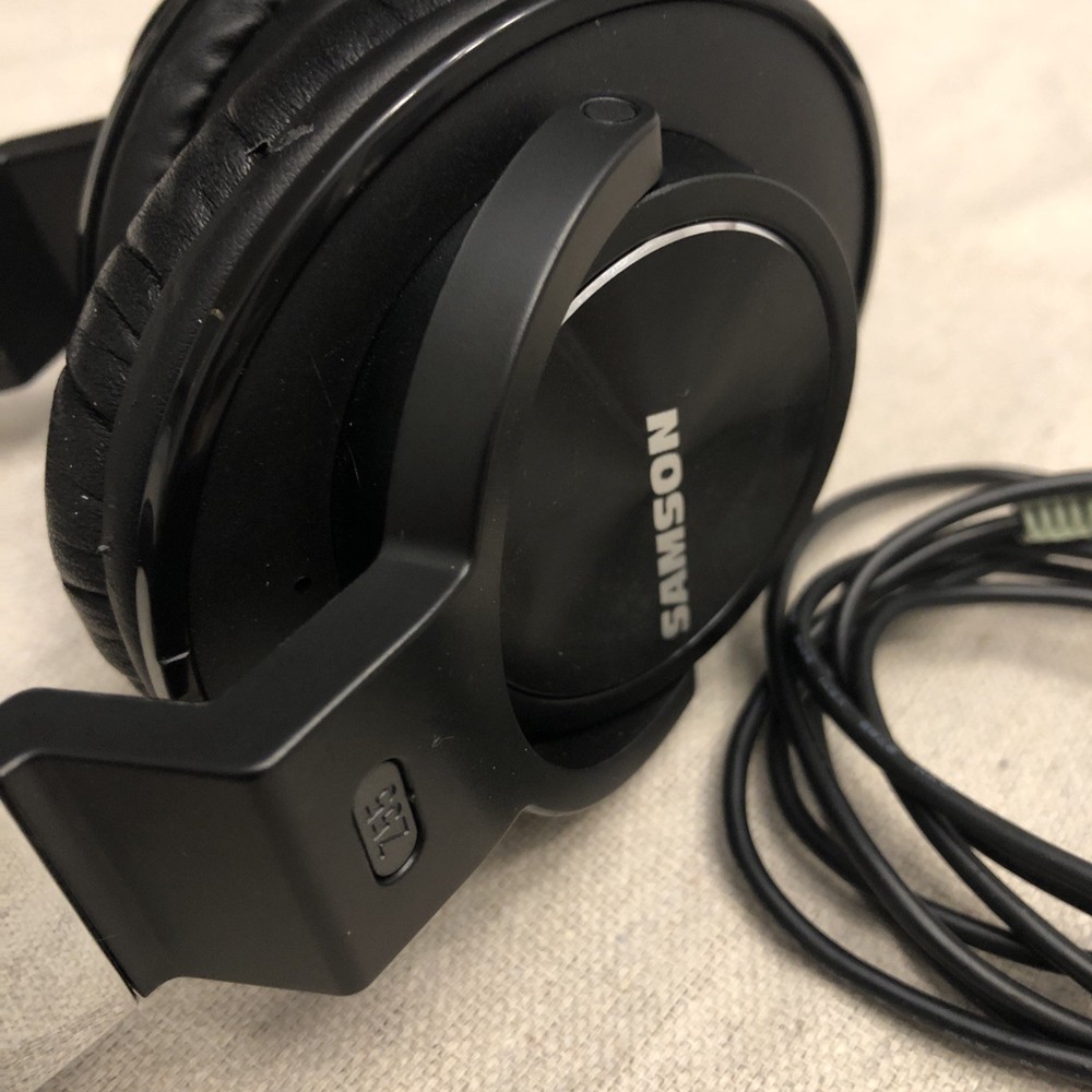Samson Z55 Professional Reference Headphones
