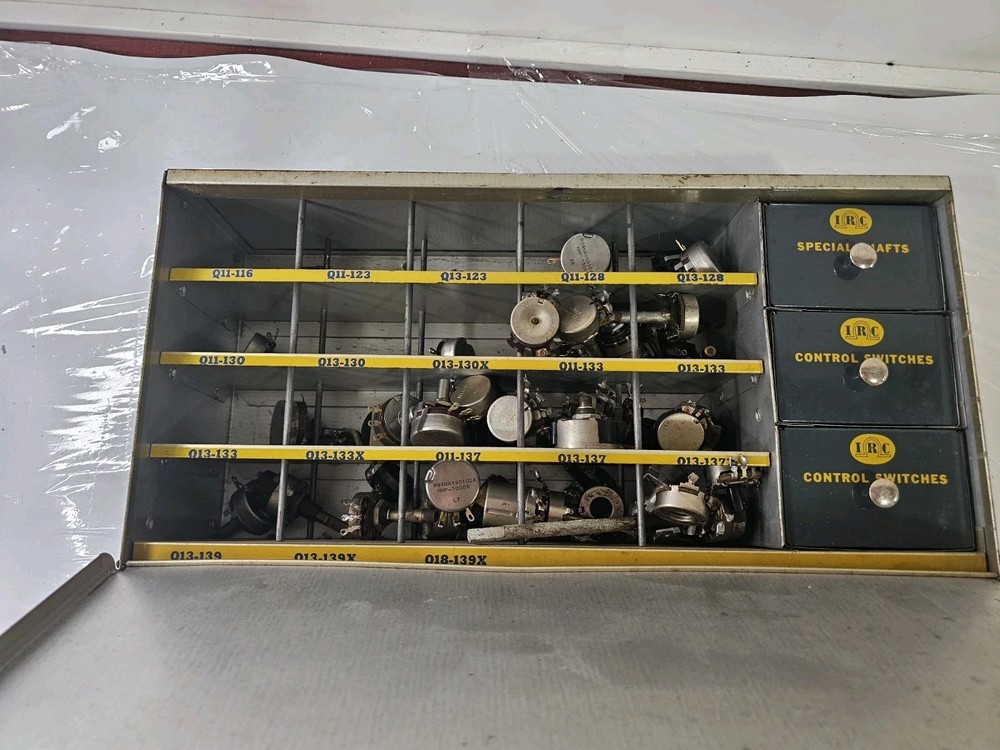 Vintage IRC Metal Display Volume Control Kit