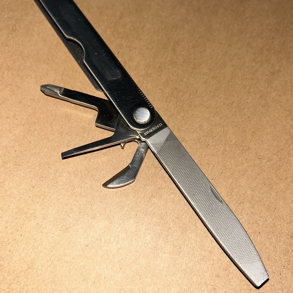 Leatherman PST