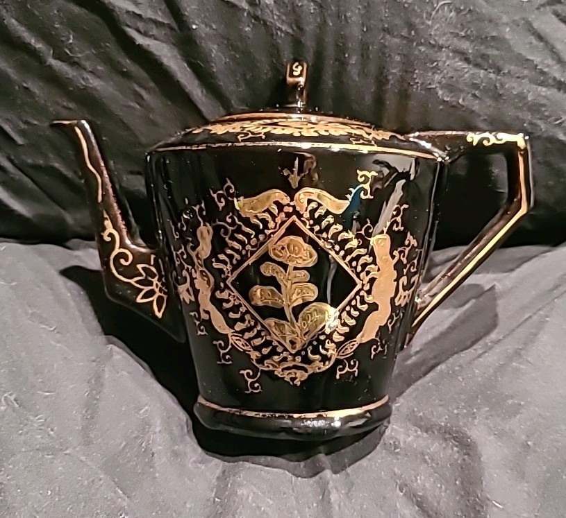 Vintage Early 1900s Teapot