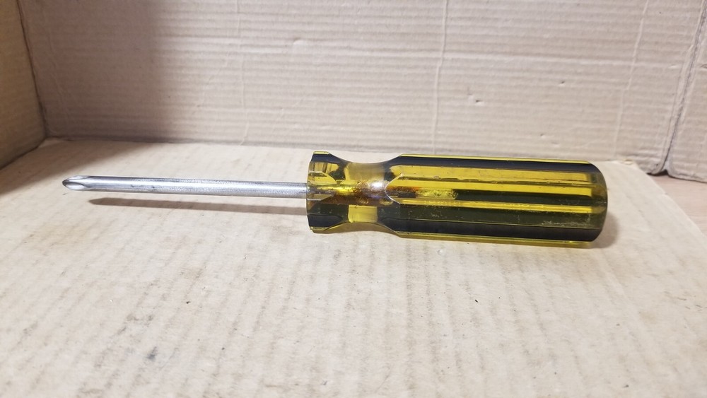 Vintage Irwin USA 5000-4 Phillips Screwdriver , VGC