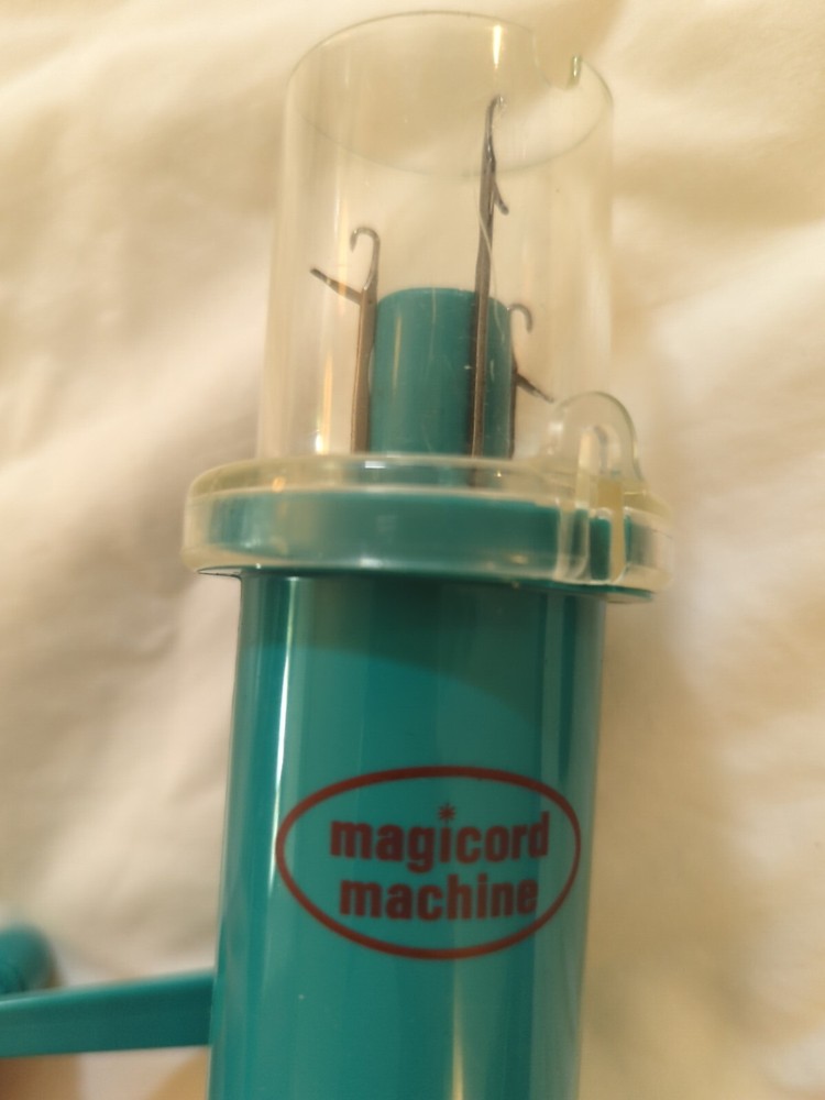 Magicord Machine Tool 1994 BOND Manual Loom Makes Cord for Craft Sewing Projects