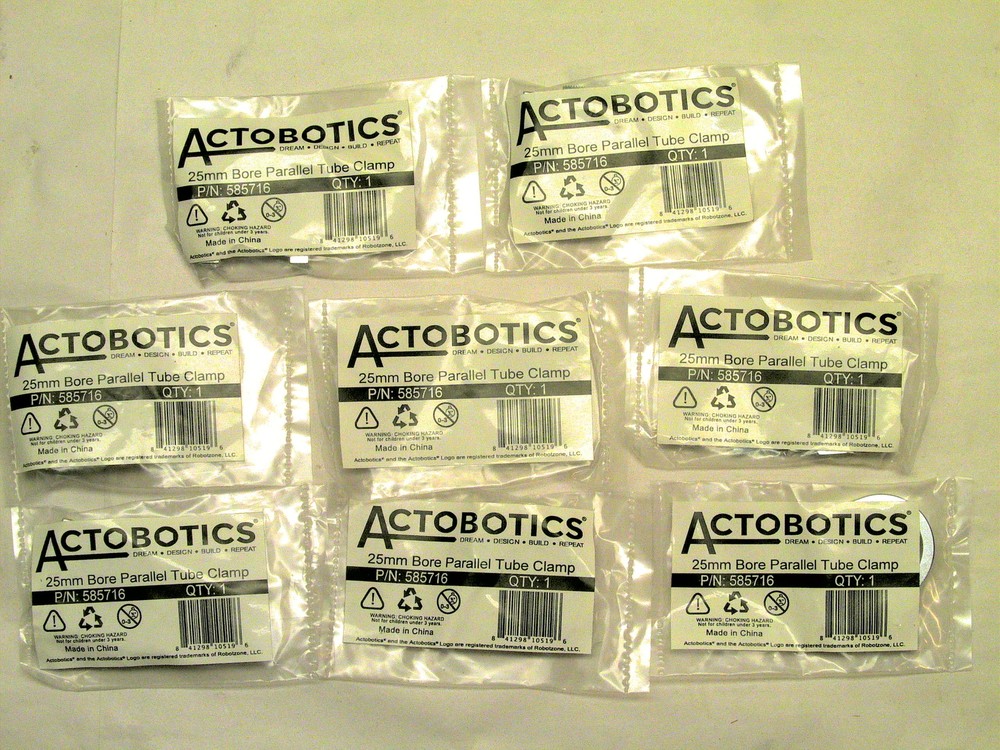 ActoBotics 25mm Bore Bottom Tapped Clamping Mount 585716