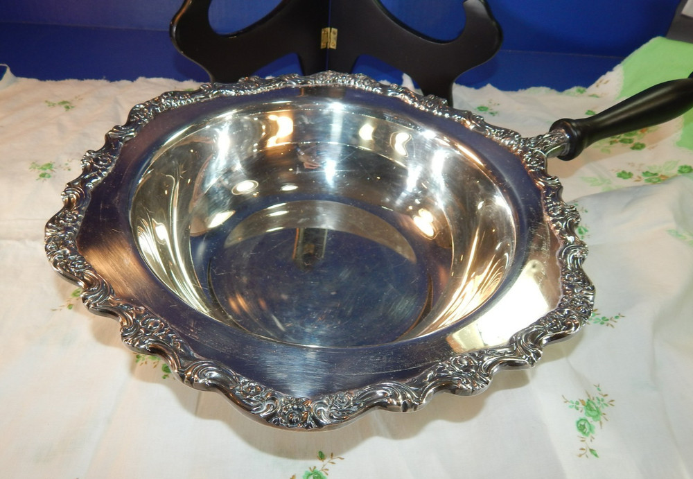 Silver Plated Chafing Serving Dish with Wooden Handle. Unbranded