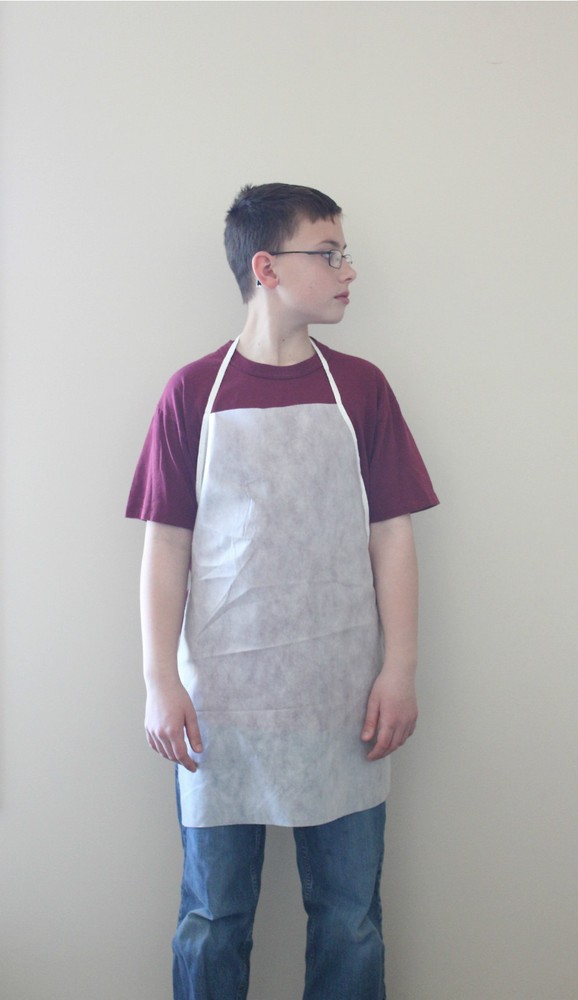 20 CHILDREN'S DISPOSABLE BIB APRONS POLYPROPYLENE
