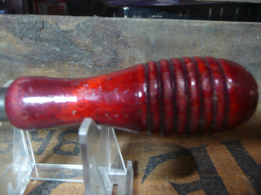 Vintage Standard Red Handled Beehive Screwdriver 6 3/4"
