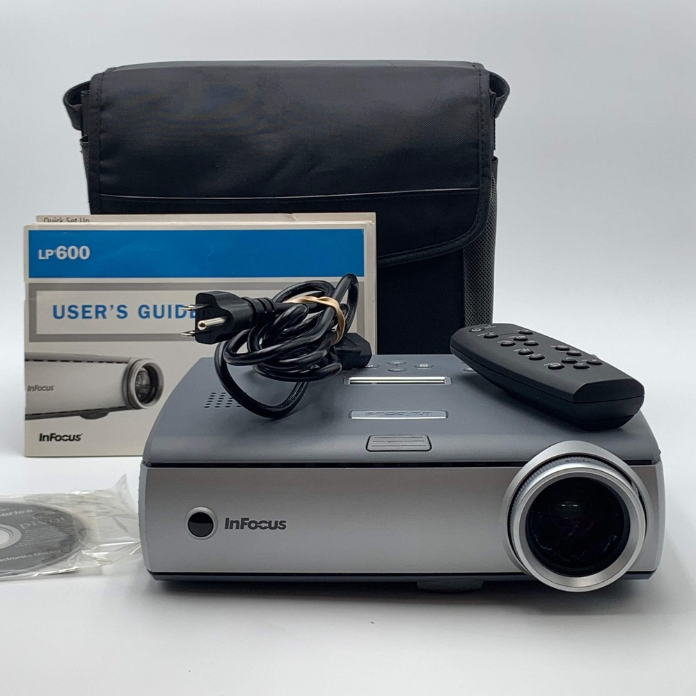 InFocus LP600 Projector Gray with Bag Clear Image Projection Used