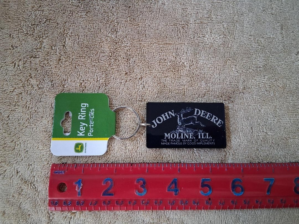 JOHN DEERE ~ MOLINE ILL. Acrylic Key Ring NEW