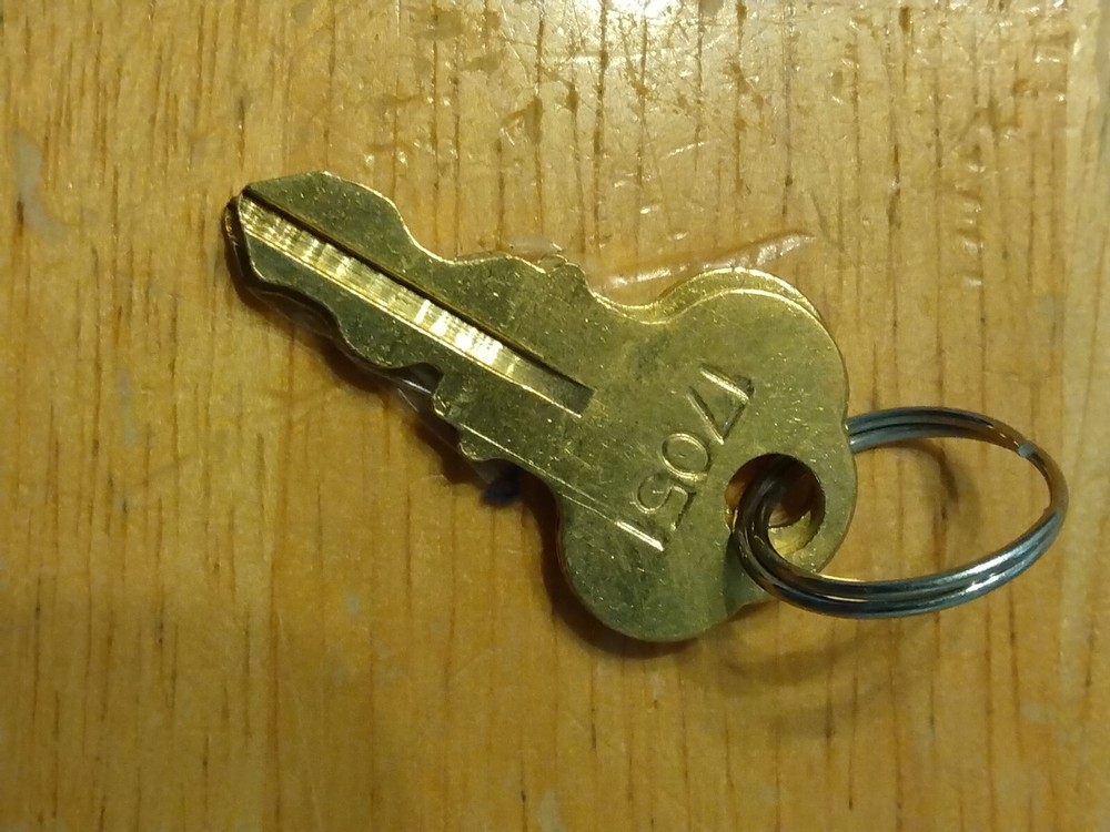 Honeywell 17051 Key (1)