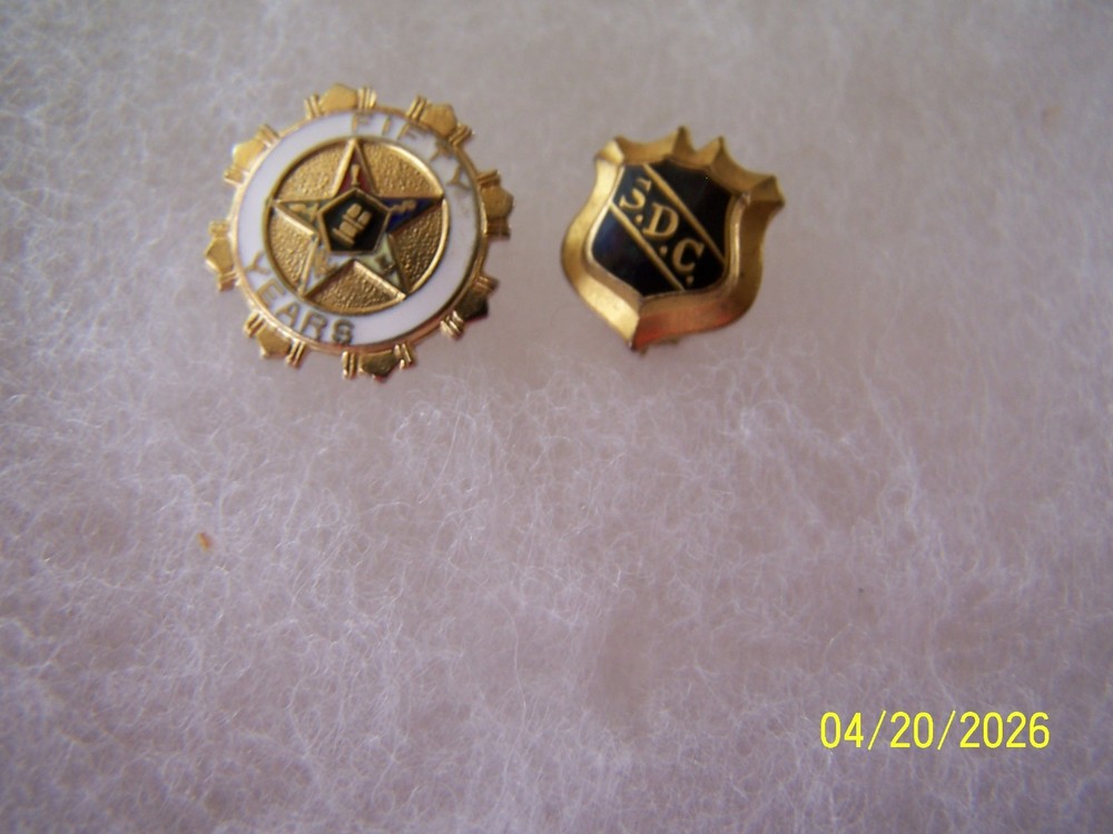 Vintage Masonic Pinbacks & Cufflink = Bolo Slide