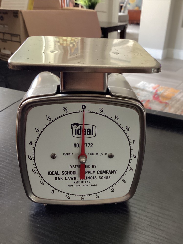 Vintage Ideal School Supply 5 LB Scale