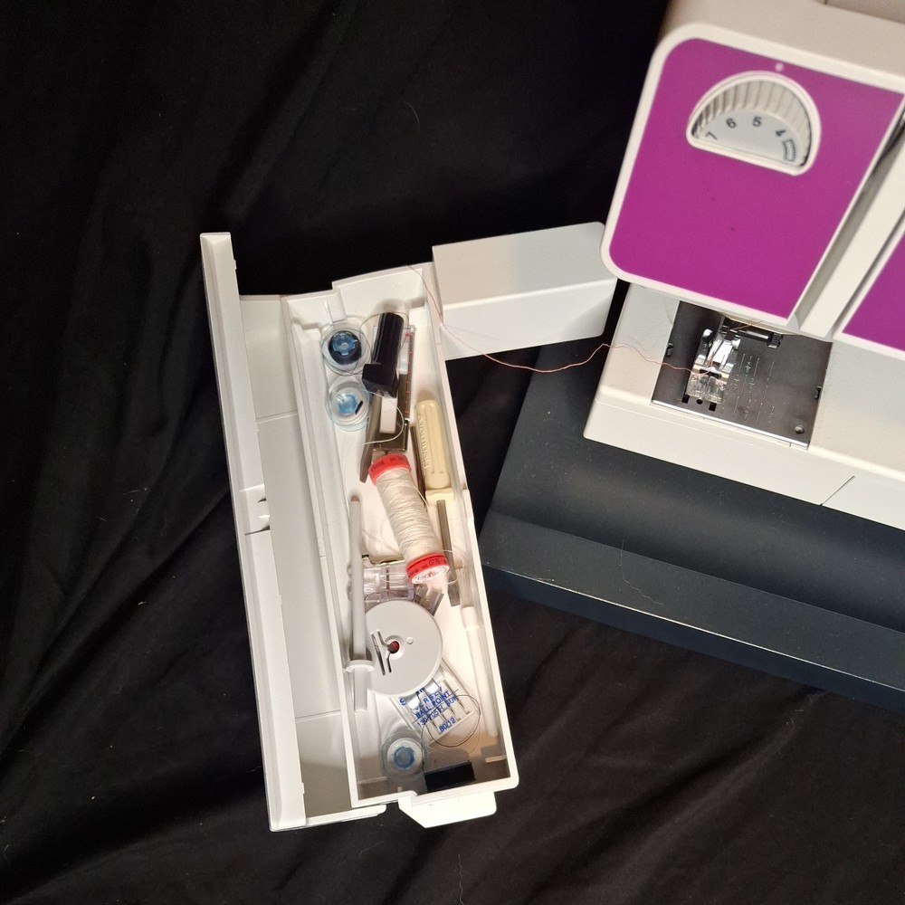 Pfaff Select 3.0 Sewing Machine IDT System Long Arm Tested Serviced Works Perf.