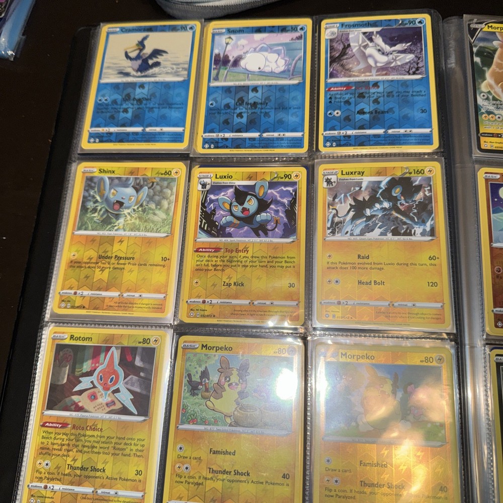 Pokemon TCG Shining Fates near Complete Set