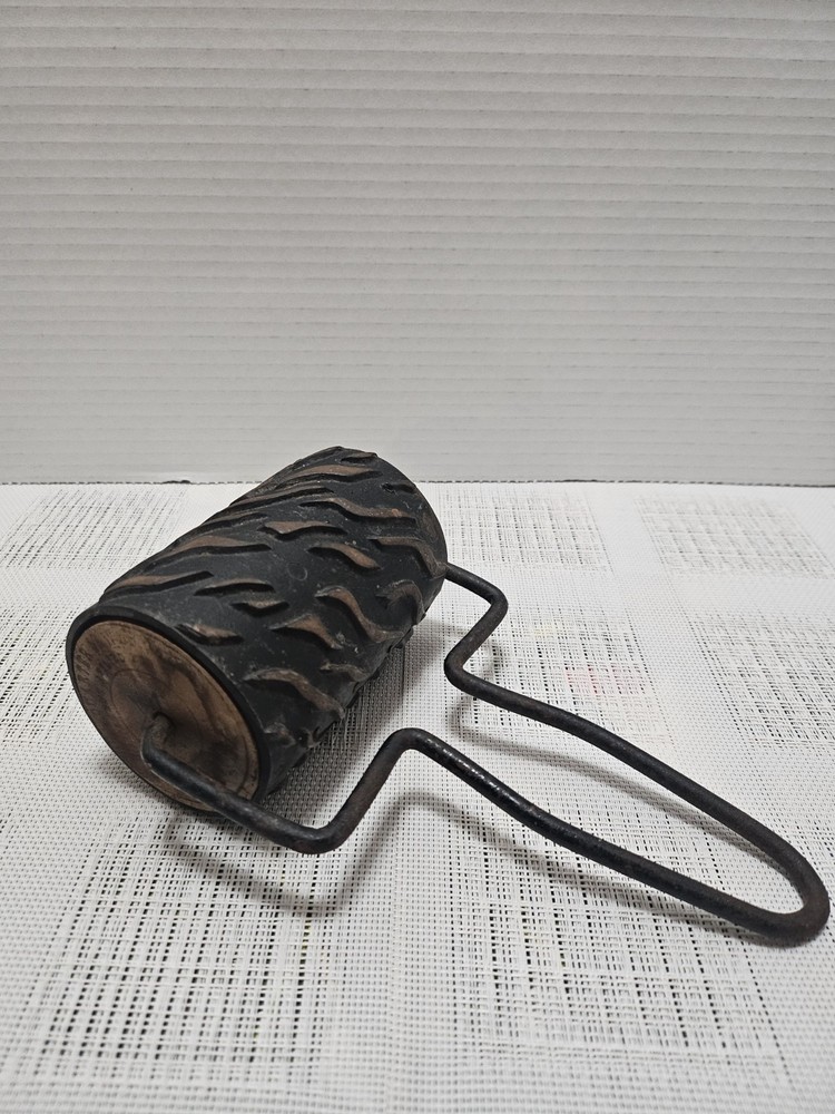 Antique Quarter Sawn Oak Paint Roller