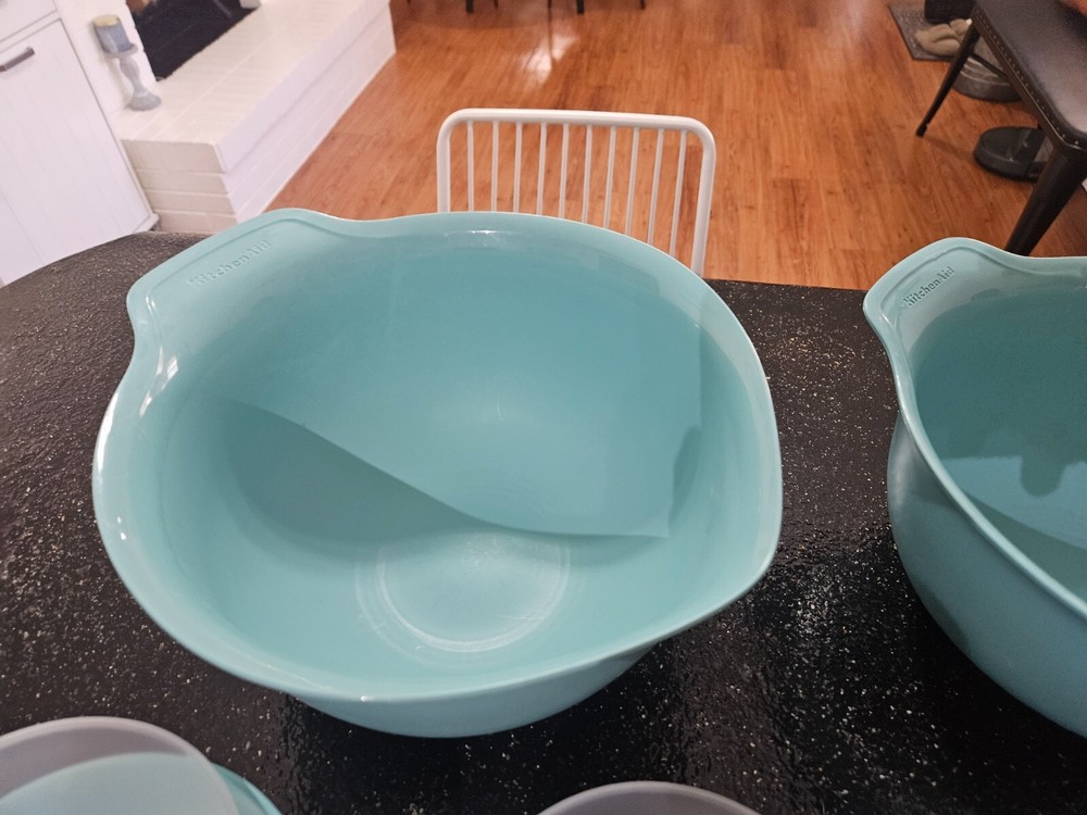 KitchenAid Mixing Bowls & Prep Bowls Plastic - Aqua NICE READ