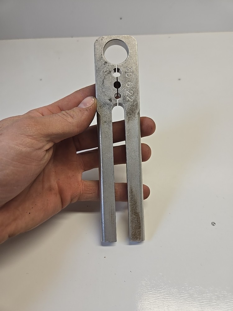 Davidson Bullet Puller, Plier Style, .30, 6MM and 22 Caliber.