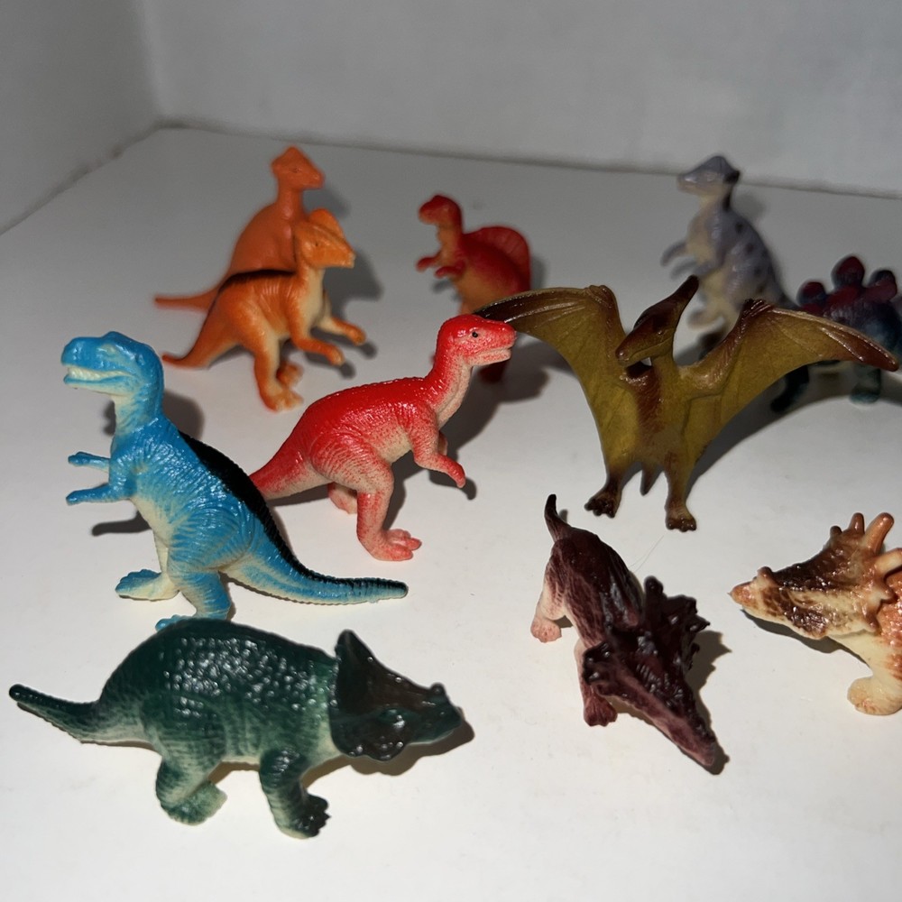 Lot Of Mini Hard Plastic Dinosaurs
