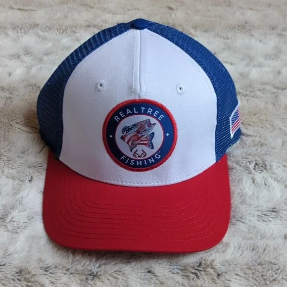 Realtree Fishing Ameri-Bass II Trucker Hat NWT