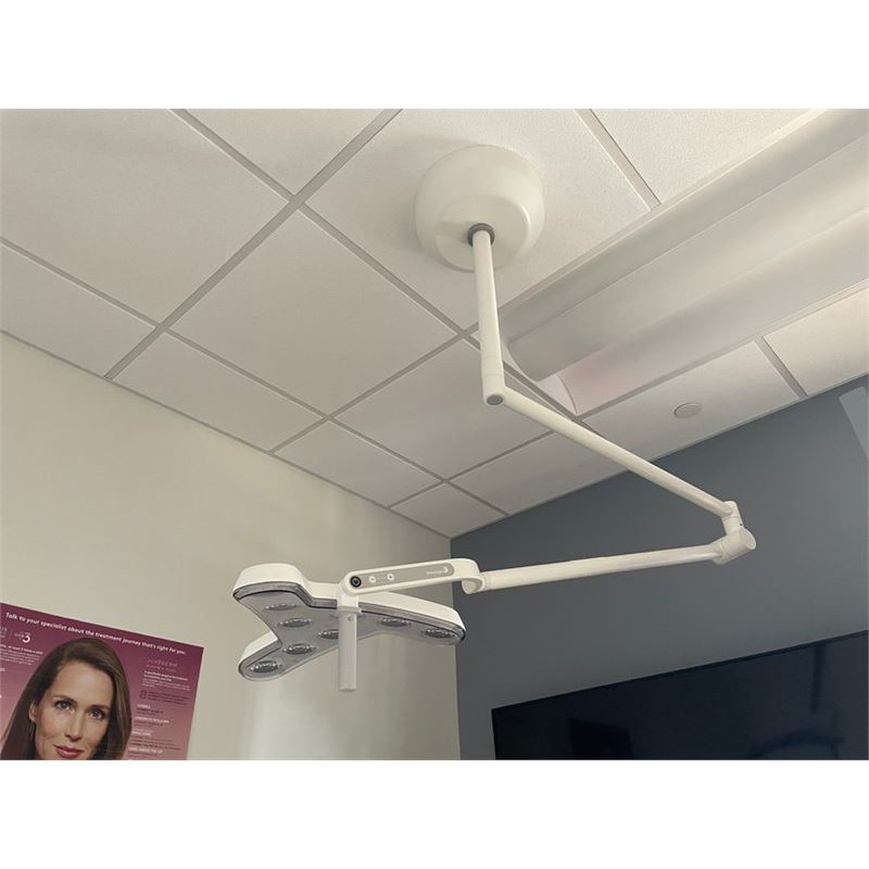 Derungs Triango 100-1 C LED Procedure Light - Ceiling Mount Exam & Surgical Lamp