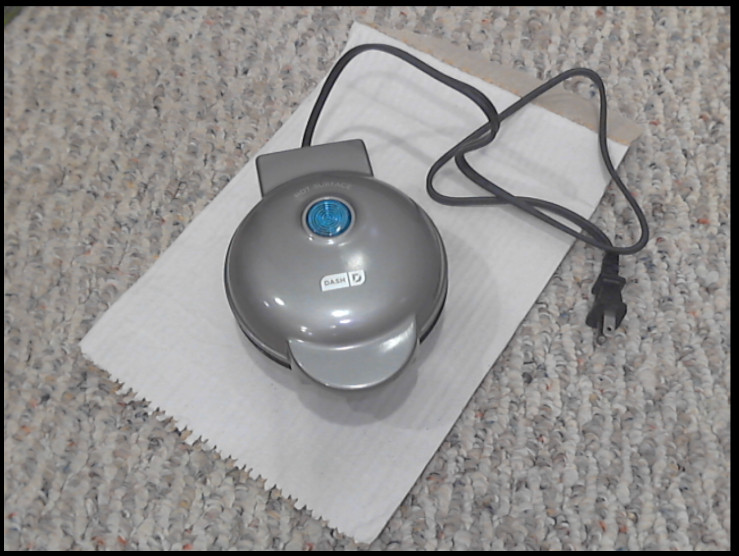 mini pancake maker / egg maker. Brand DASH