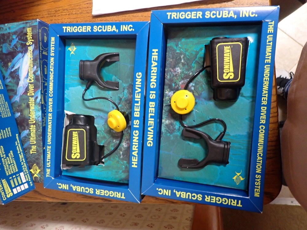 Soniwave Scuba Communications Through-Water Transceiver Pair NOS Model B