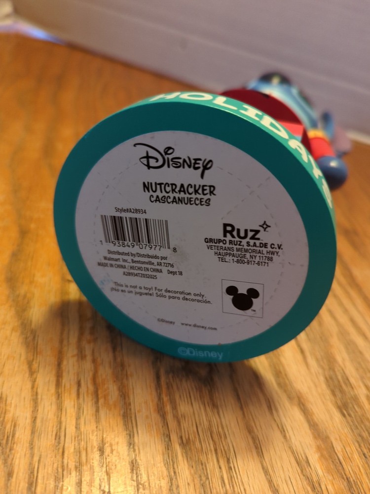 Disney Stitch w/Ornament Holiday Nutcracker
