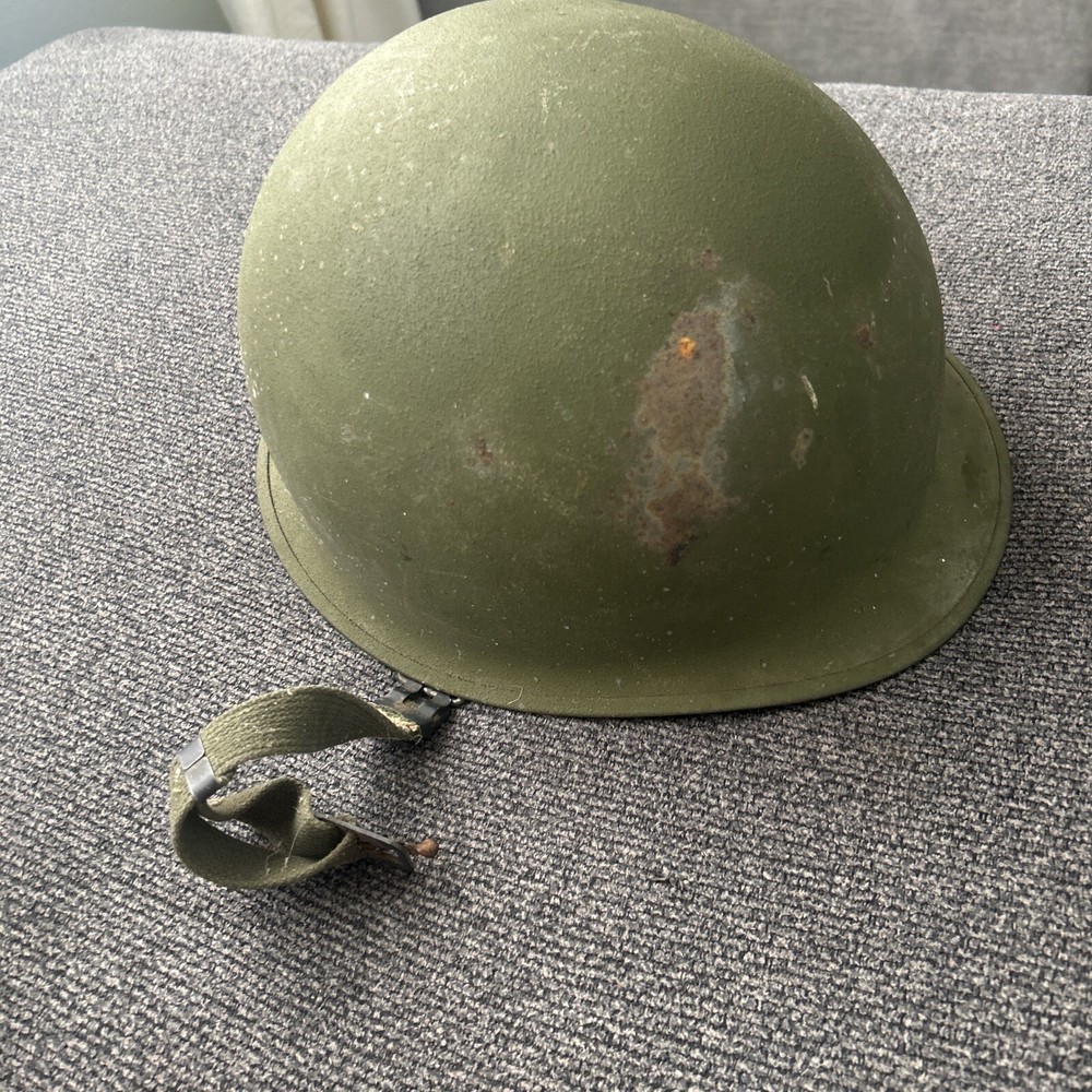 WW2 Helmet w/Liner