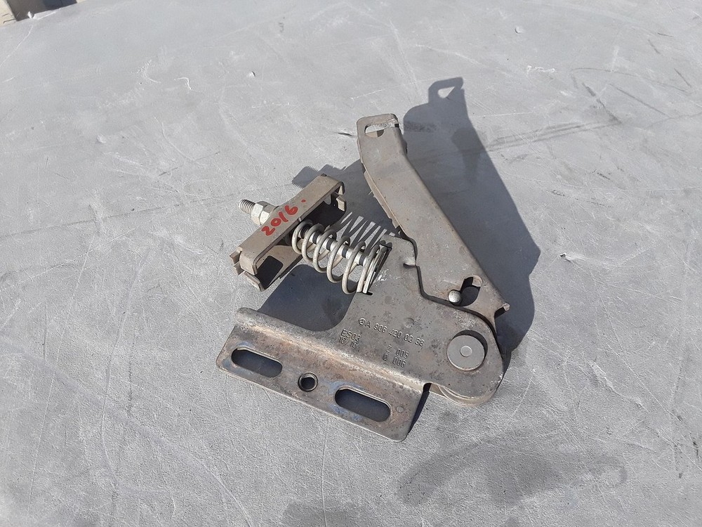 2010-2018 MERCEDES SPRINTER 2500 PARKING BRAKE HANDLE LEVER BRACKET SUPPORT OEM
