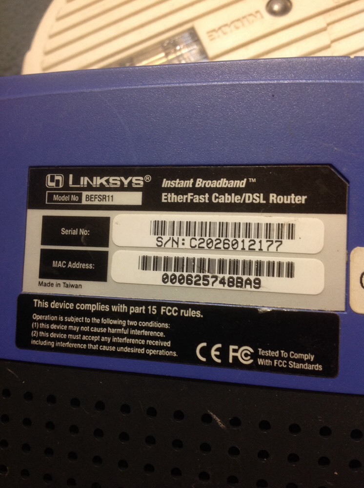 Linksys EtherFast BEFSR11 WAN/LAN Cable/DSL Broadband Wired Router