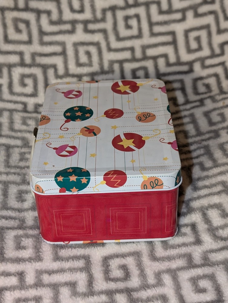 Christmas Latch Tin