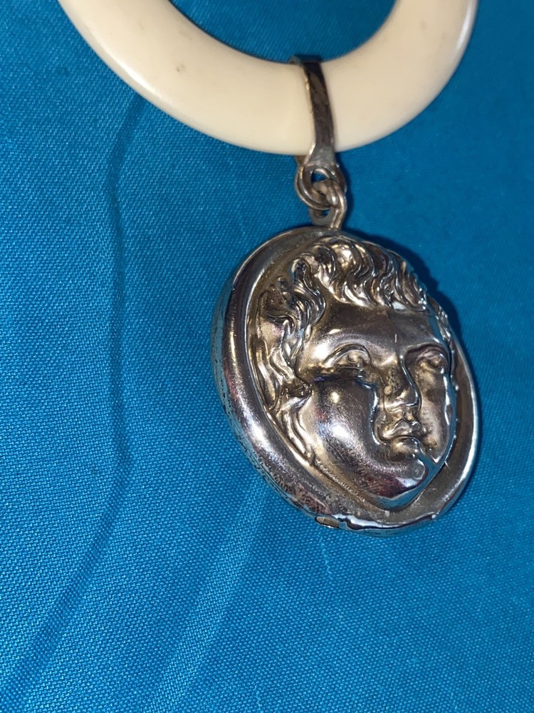 Antique Sterling Silver Babies Rattle Teether ring Crisford & Norris Cherub face