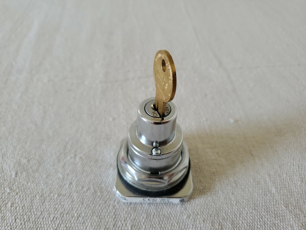 Siemens 52SC6BH Keyed Selector Switch 501CH