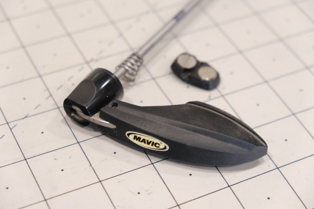 Mavic E-Skewer Quick Release Axle Sensor Road Bike