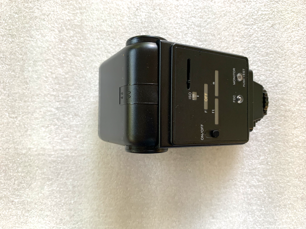 Minolta Auto Flash 220x Shoe Mount Flash TESTED