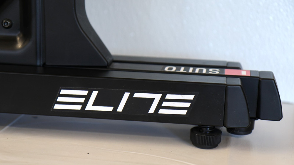 Elite Suito Interactive Bike Trainer (Original Version) 2020 Black