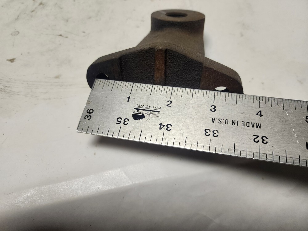 Brewer Machine & Gear UDP Bracket 3/4" Fine Threads