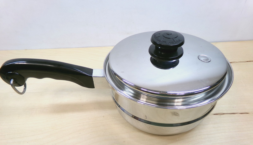 Salad Master 8" Steamer Insert Strainer Pan with Handle & Vapor Lid Set