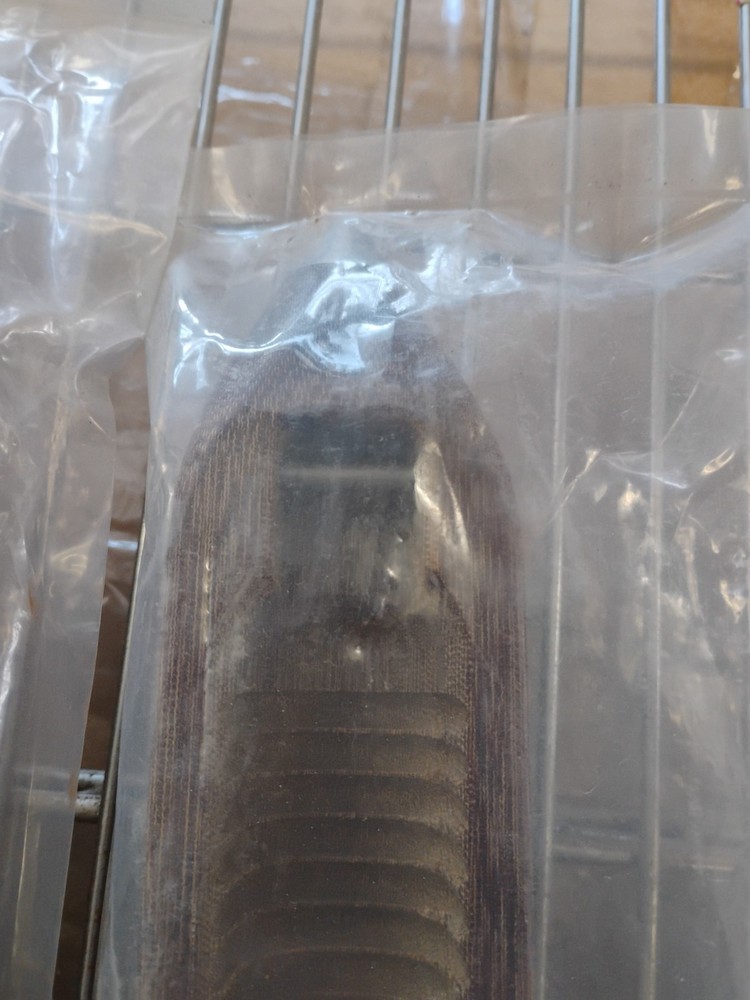 Pak Shuttle 20" Metal Tipped Shuttle