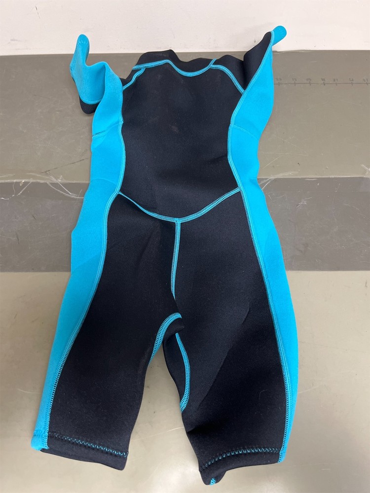 Hevto Black/Blue Youth Wetsuit