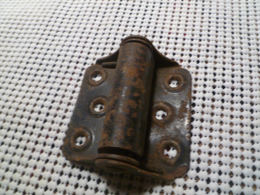 VINTAGE STORM DOOR SPRING LOADED HINGE.