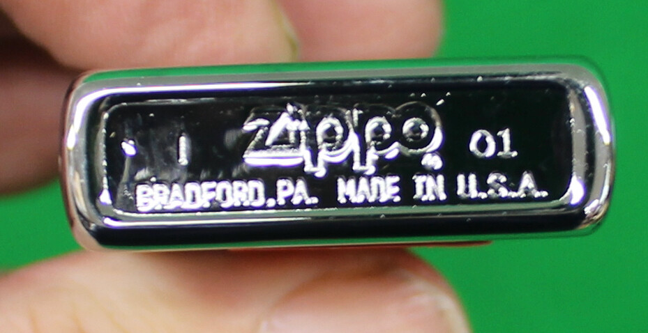 Original 2001 Unfired Zippo Lighter USA Eagle