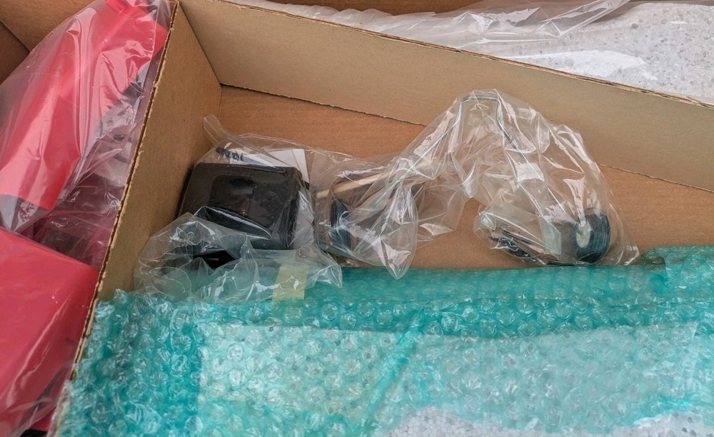 Cox Recon Free Flying Airplane In Box