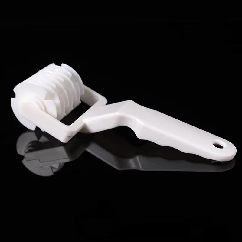 Plastic Pastry Pizza Lattice Cutter - Dough, Cookie, Pie, Kitchen Baking Tool