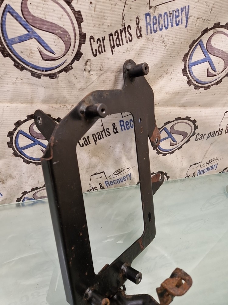 RANGE ROVER EVOQUE L538 INTERCOOLER BRACKET GJ326K767AB 2015