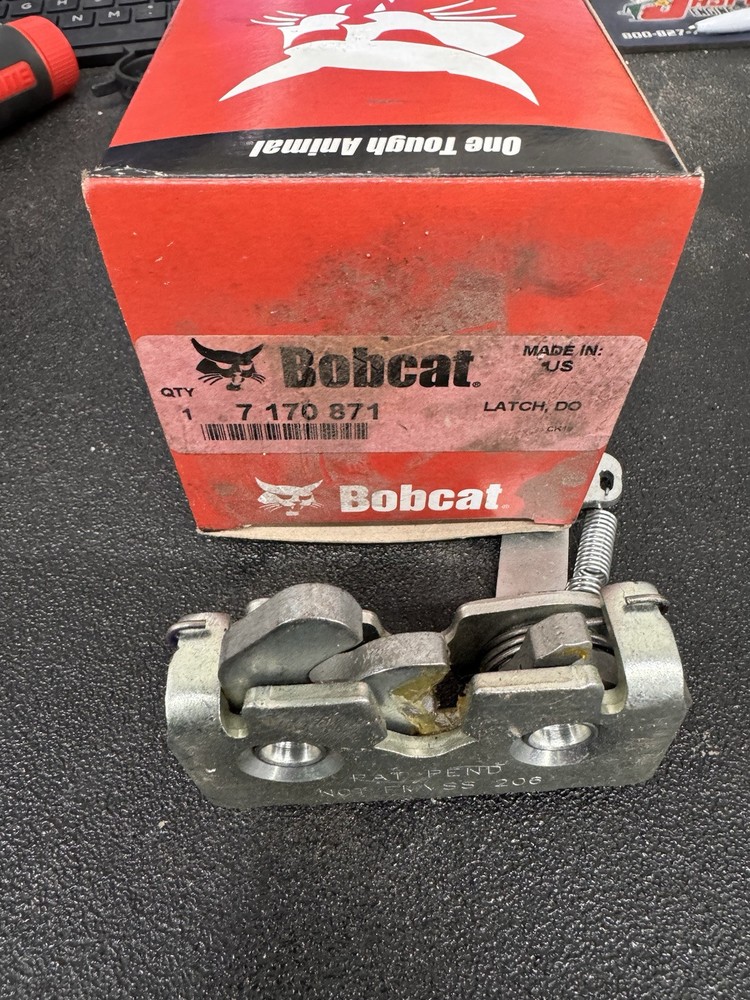 Bobcat Door Latch 7170871