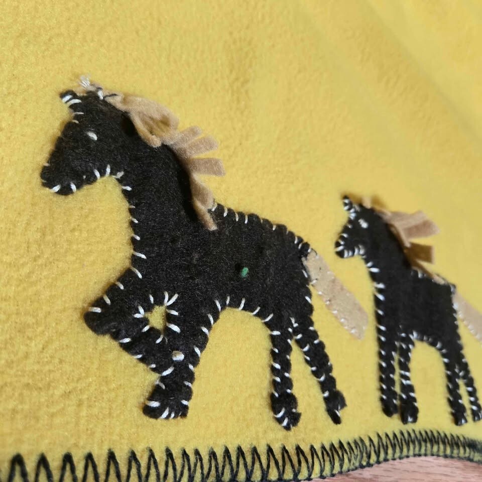 Hand Made Blanket Zoo Animals [T48]