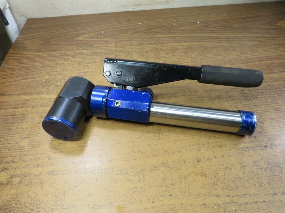 Currents Tools 90 Deg Hydraulic Punch Driver , Model: 1790